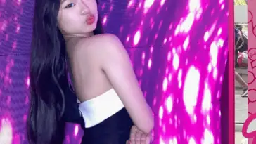 Shania 4